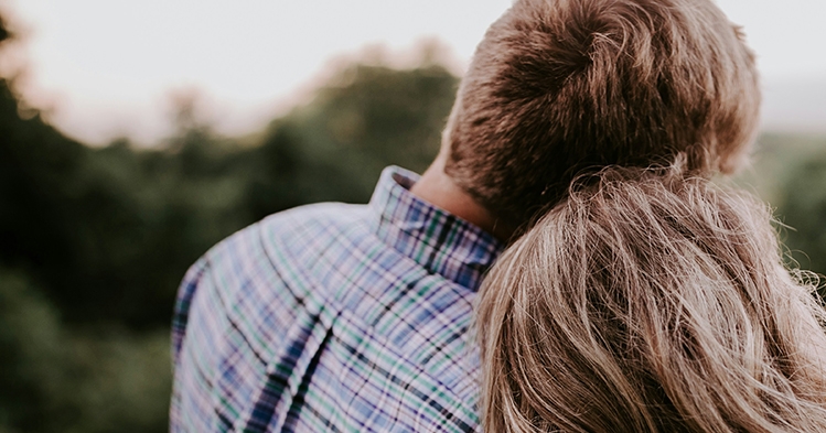 De l&#039;obscurité à la lumière : comment l&#039;amour m&#039;a aidé à survivre aux pires moments.