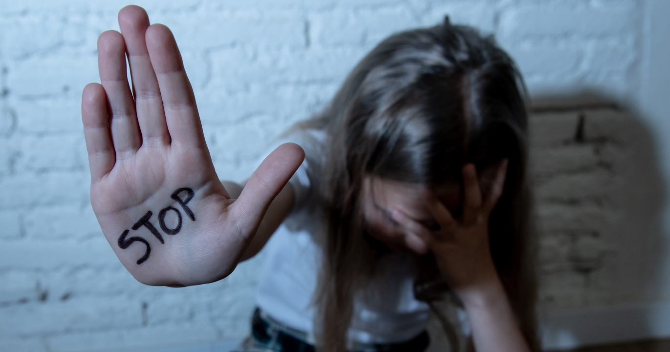 15 Phrases que les Mères Toxiques utilisent et leur impact émotionnel