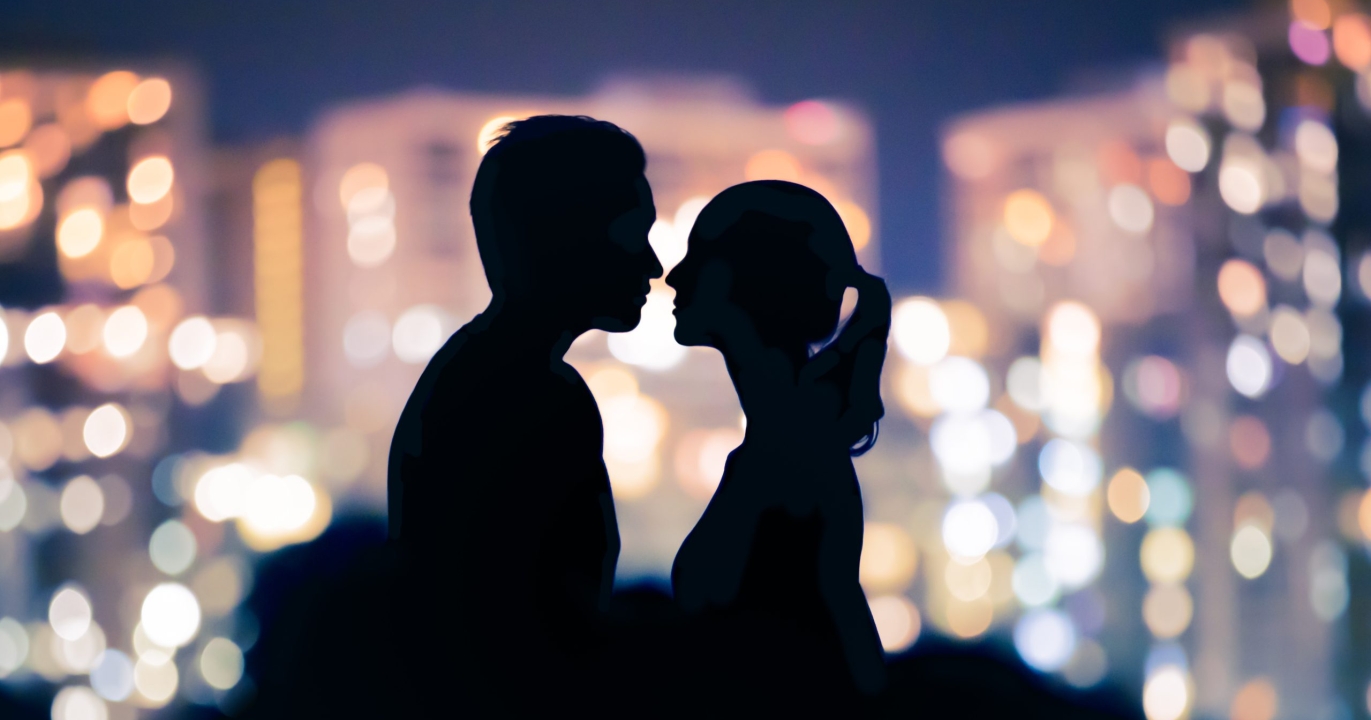 Quand un homme vous embrasse ici, cela signifie qu’il vous aimera toujours