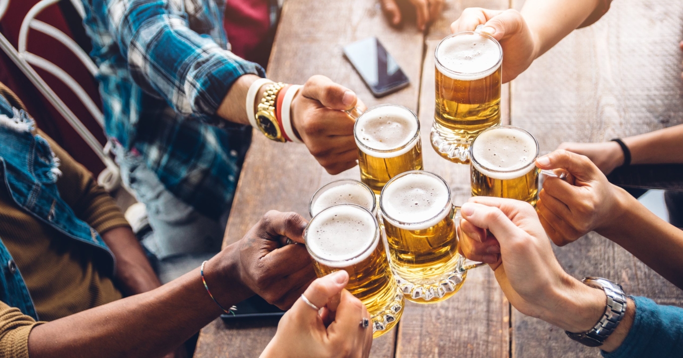 Boire une bière par jour : miracle santé ou faux mythe ? Ce que dit vraiment la science