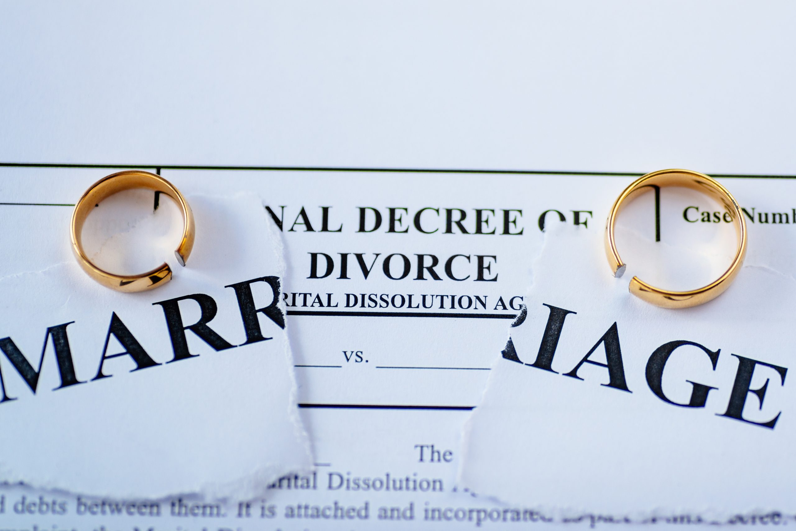 Divorce Insolite en Grèce : Elle Quitte Son Mari Parce que ChatGPT Lui Dit Qu’il la Trompe !