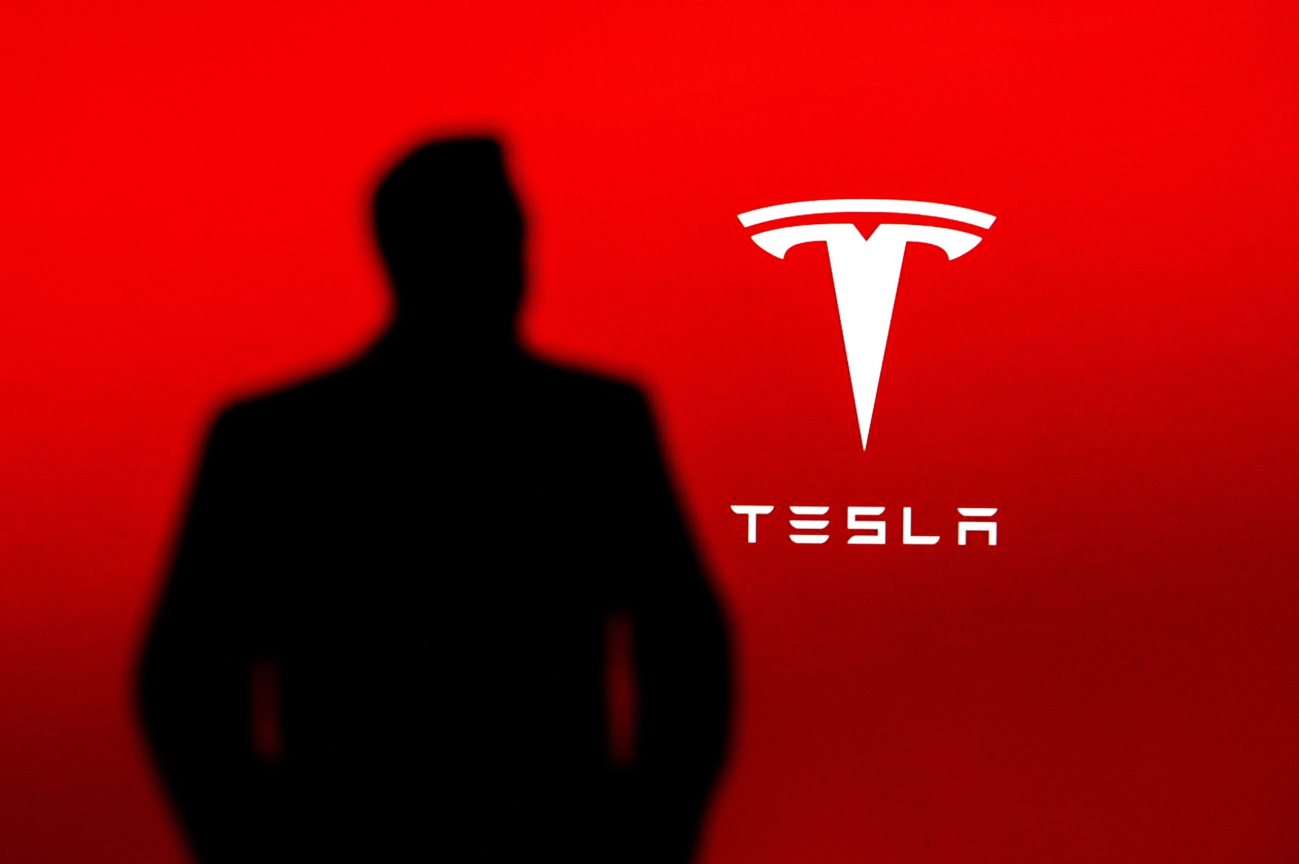 Tesla cherche-t-elle vraiment un remplaçant pour Elon Musk ? Les coulisses d’un séisme annoncé à la tête de l’empire électrique !