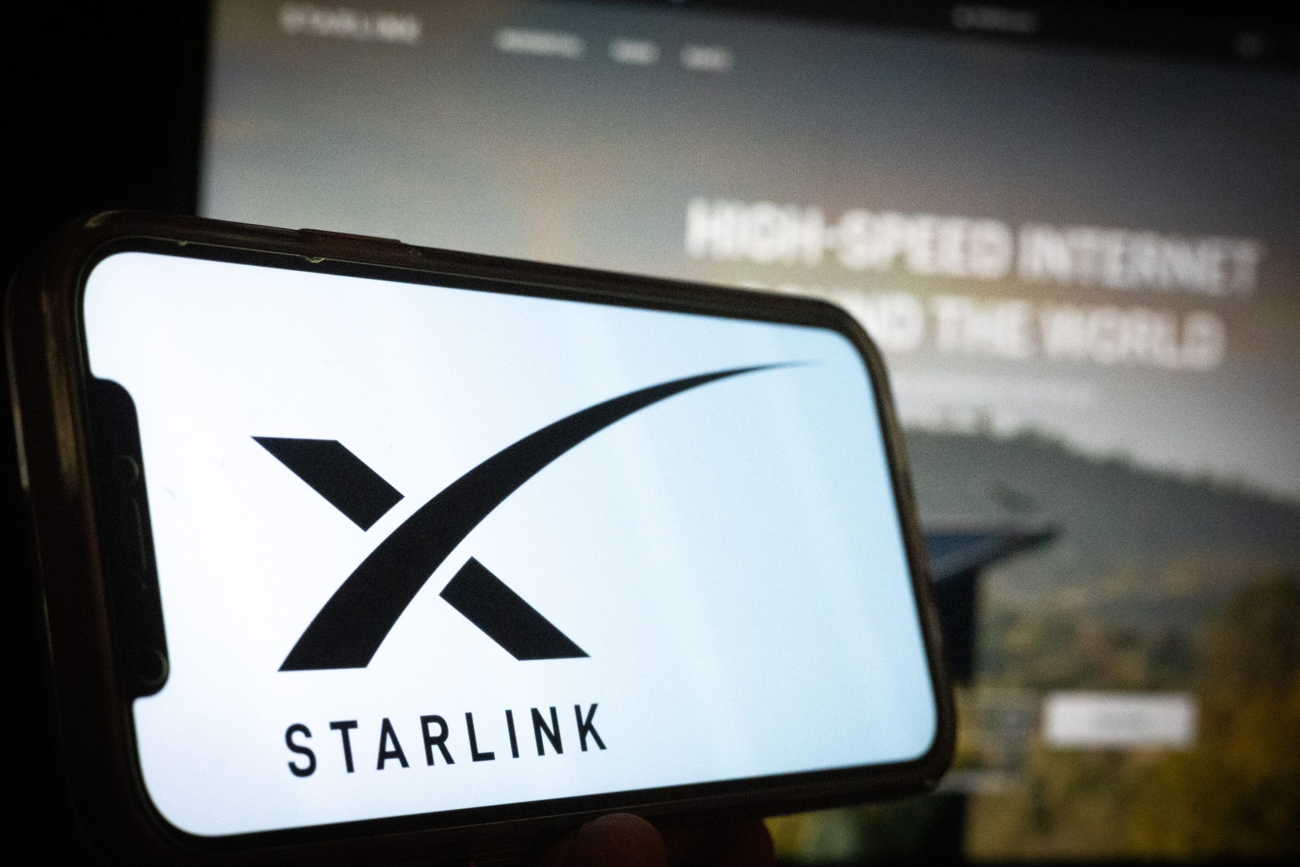 Pourquoi Starlink fait trembler les régimes autoritaires
