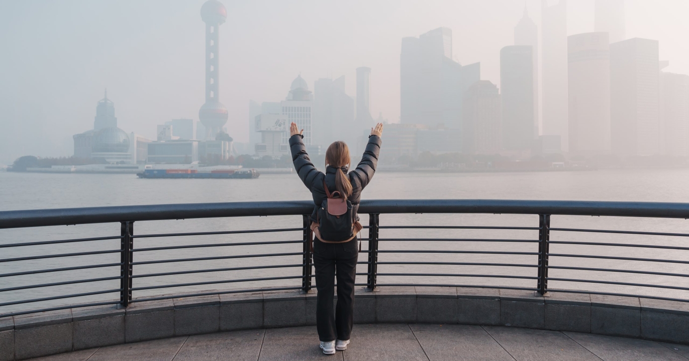 La Chine construit le plus grand purificateur d’air au monde : la tour anti-smog ITIS328, une révolution pour l’air urbain