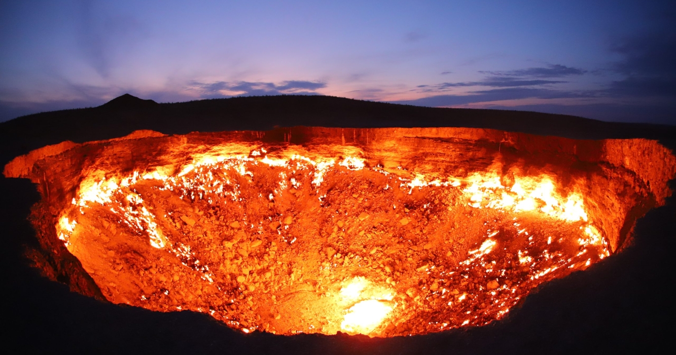 Des scientifiques publient une mise à jour choquante sur les « Portes de l’Enfer » qui brûlent depuis plus de 50 ans