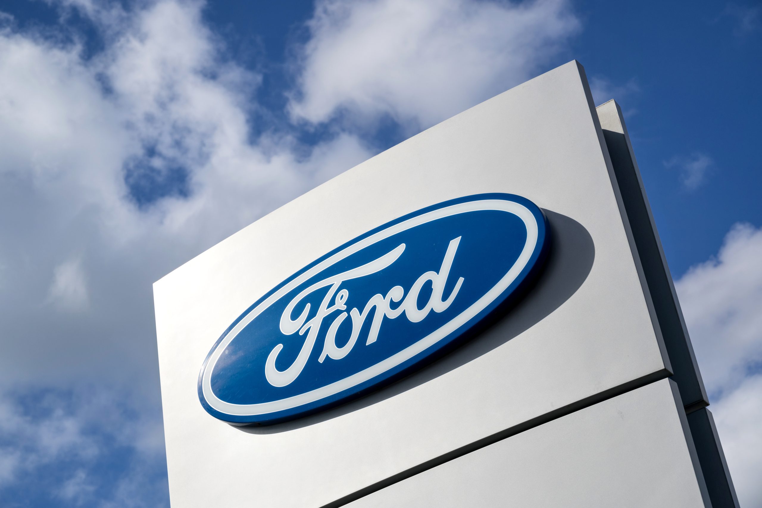 Ford à la croisée des chemins : réinventer ou disparaître ?