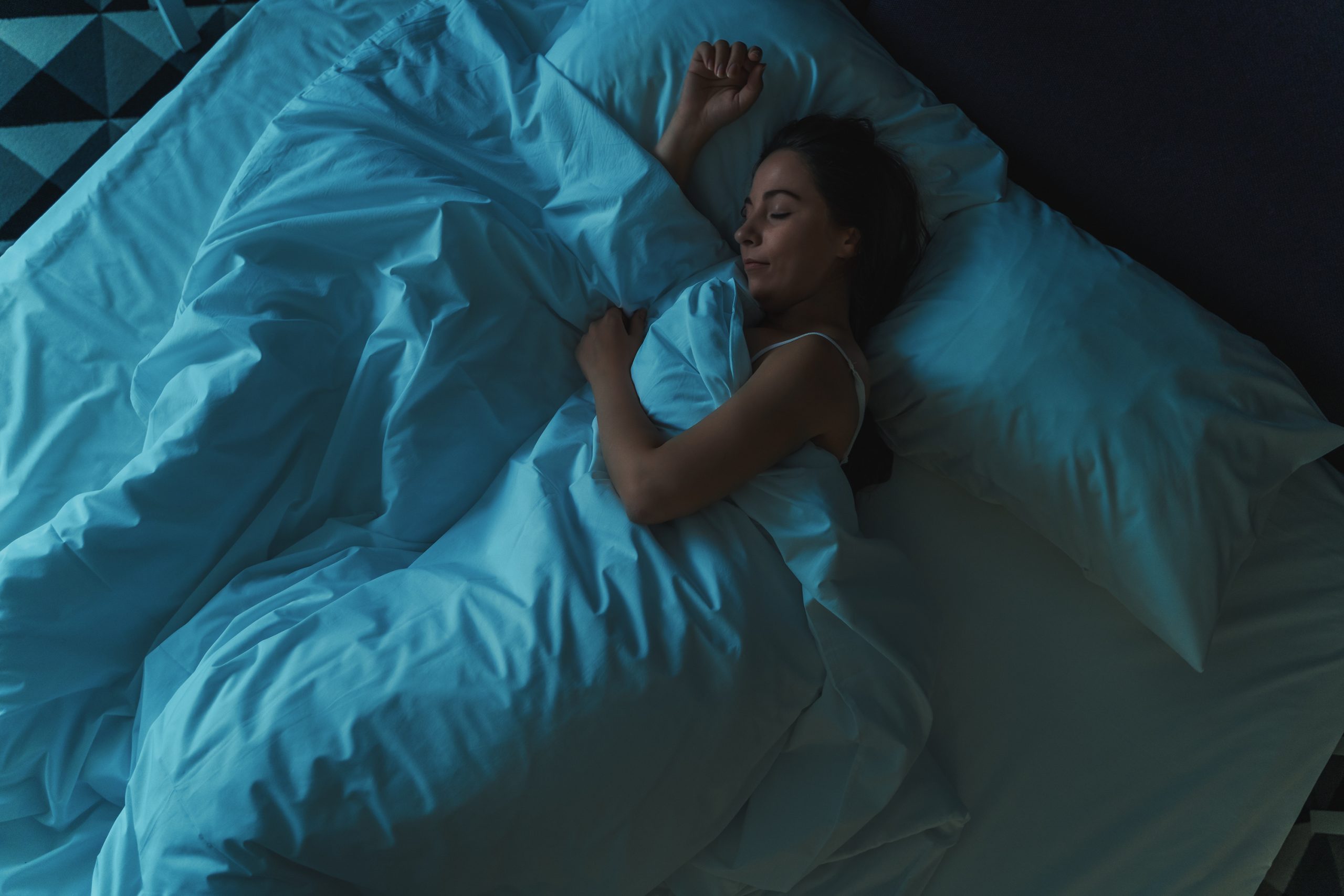 La sieste : un secret de longévité à portée de main