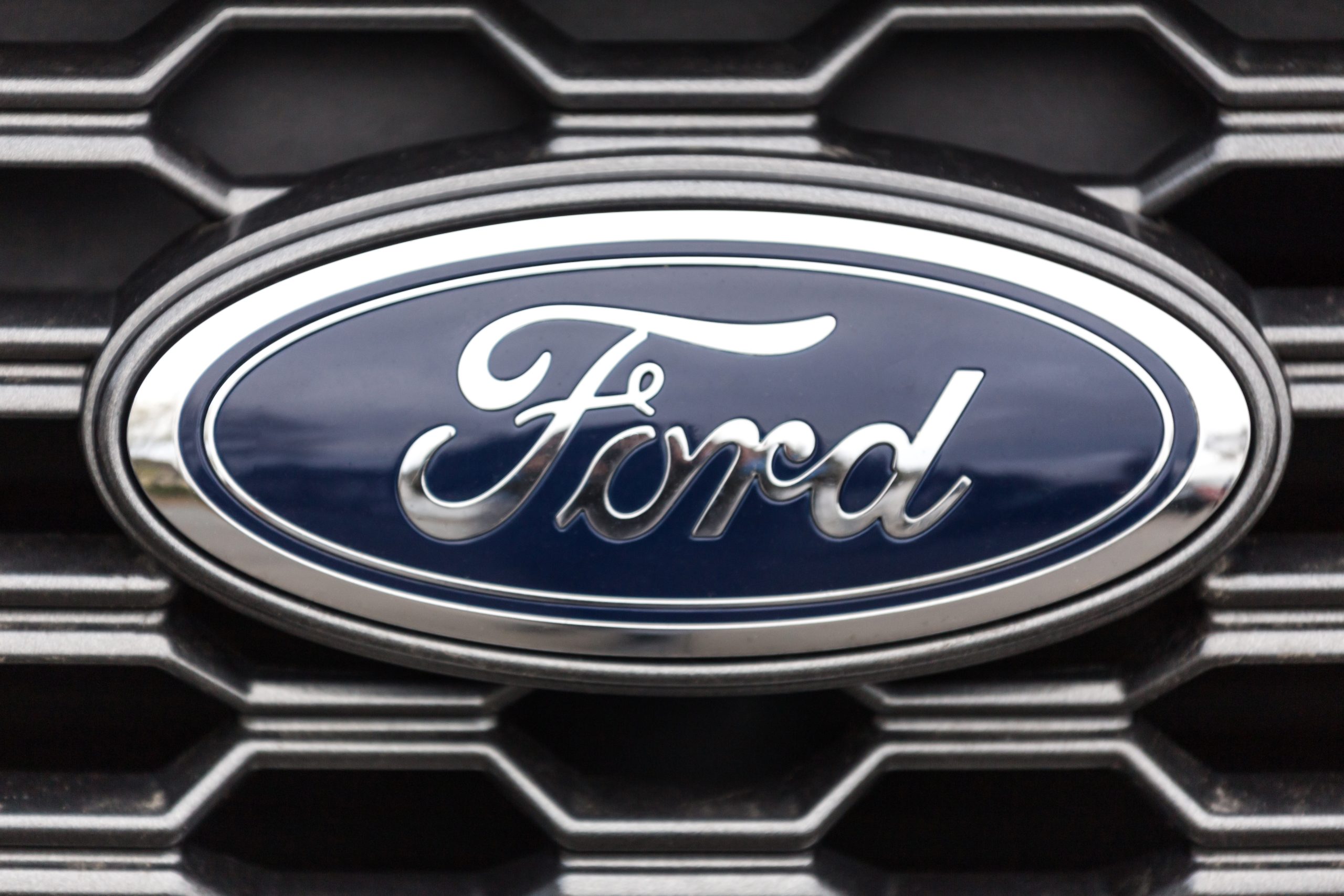 Le pdg de ford face à la montée chinoise : humiliation historique et révolution forcée dans la guerre des véhicules électriques
