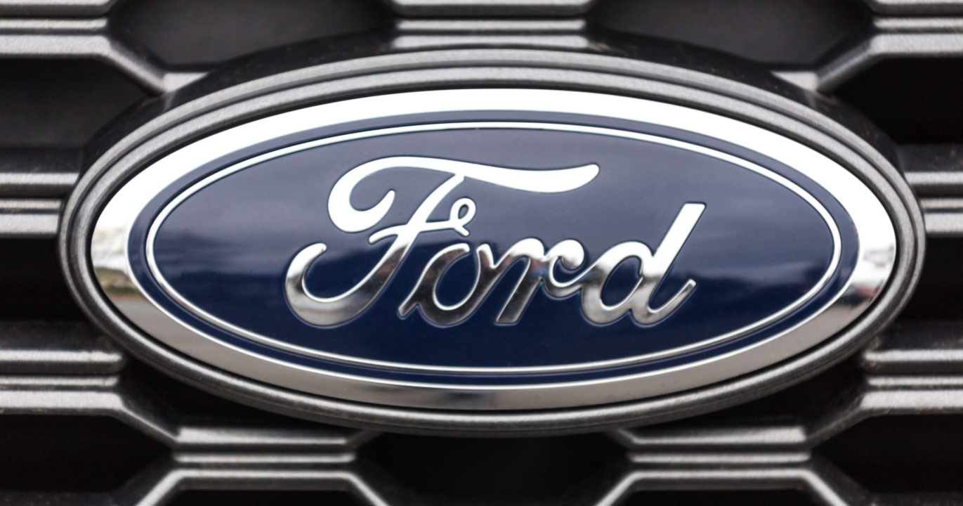 Le pdg de ford face à la montée chinoise : humiliation historique et révolution forcée dans la guerre des véhicules électriques