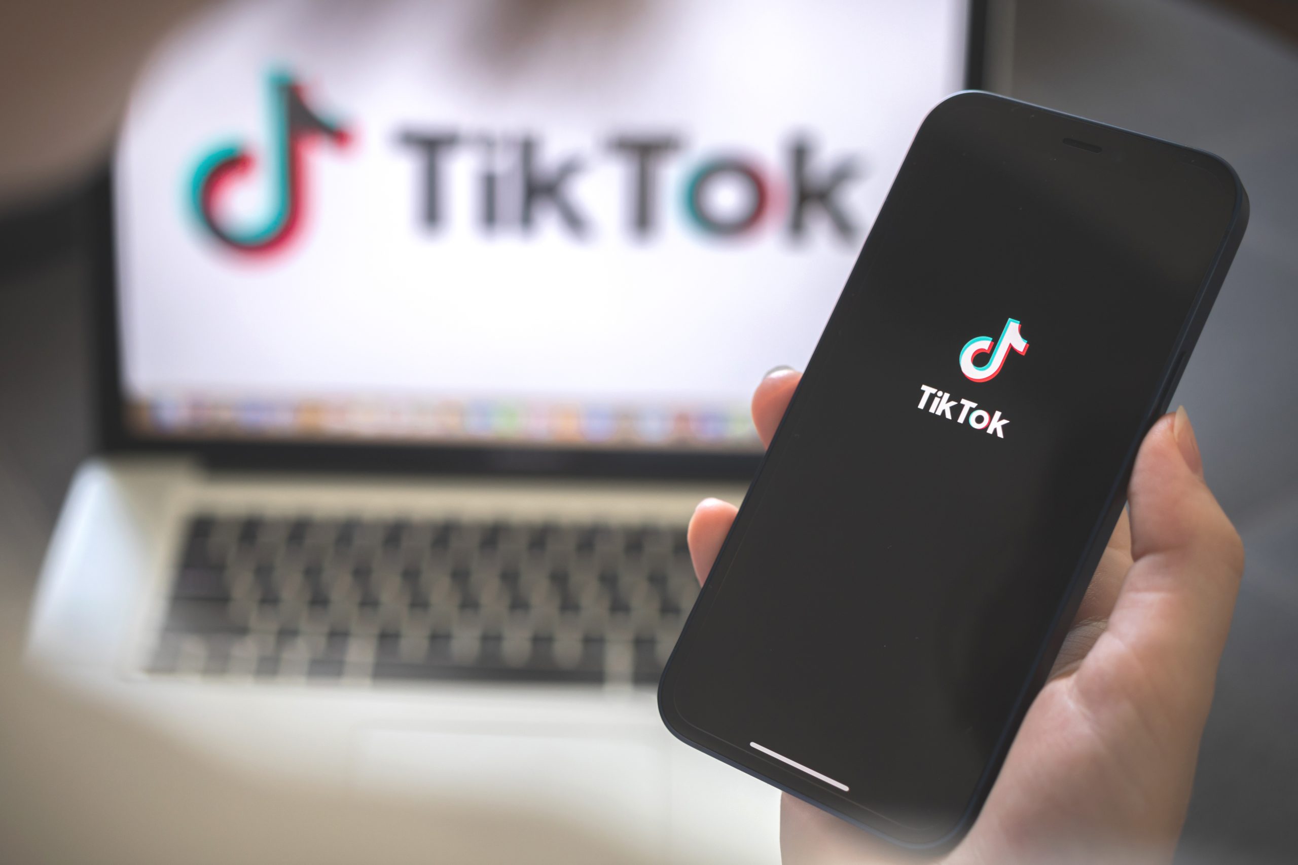 TikTok, otage d’une guerre qui nous dépasse tous