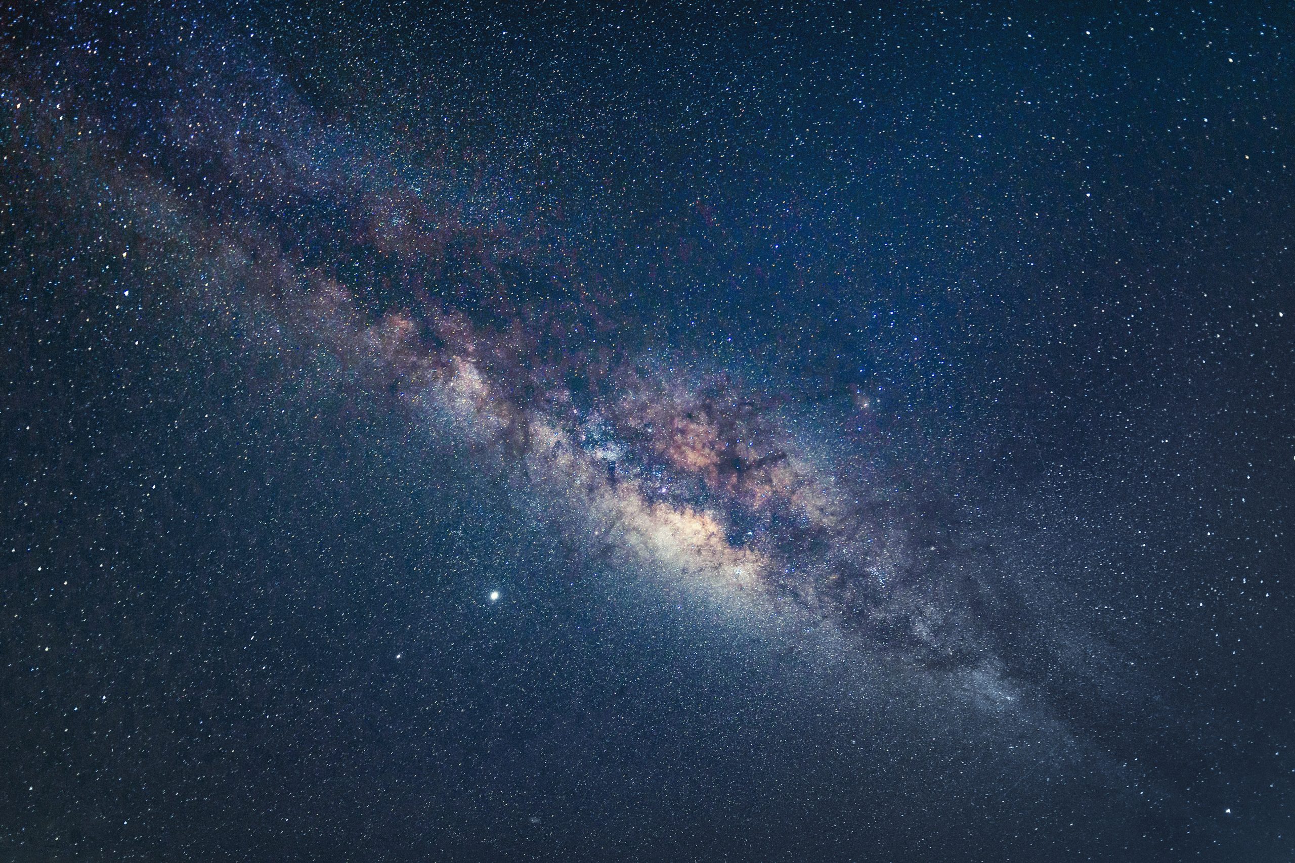 Quand la mort stellaire n’est pas la fin : l’énigme de l’étoile zombie