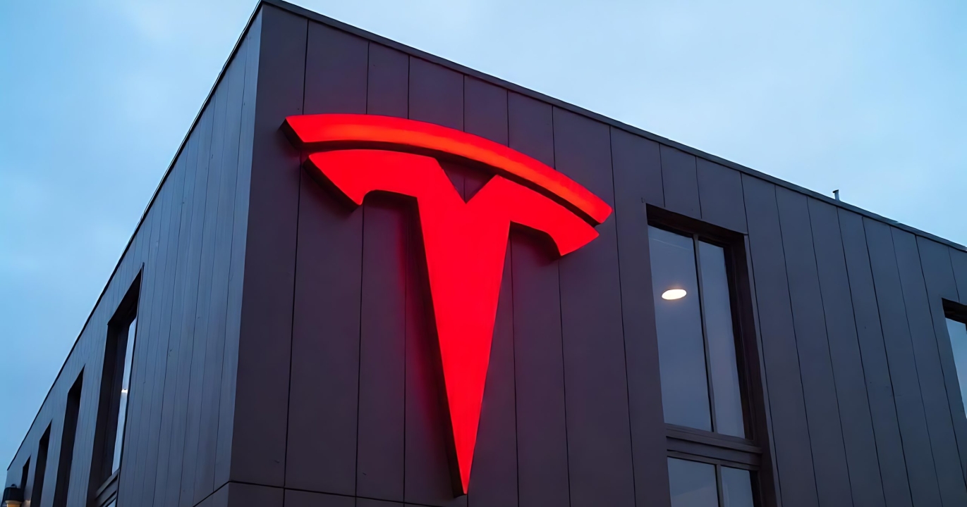 Elon Musk dévoile un pacte explosif : Samsung fournisseur clé de puces pour Tesla