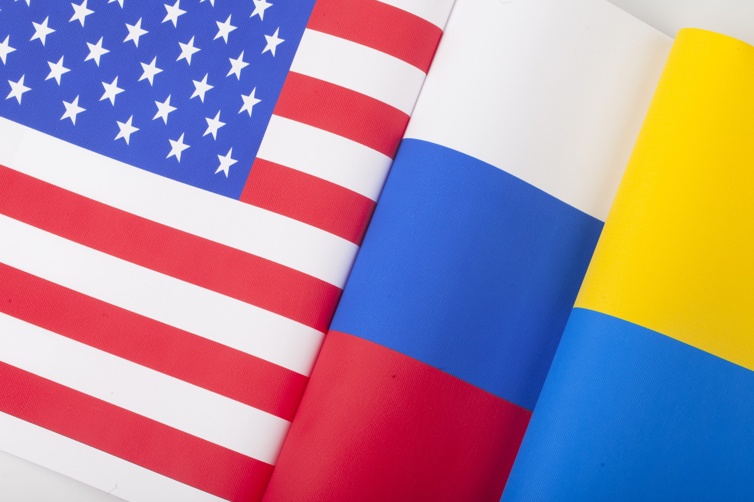 La Russie joue la montre, l’Ukraine sur le fil