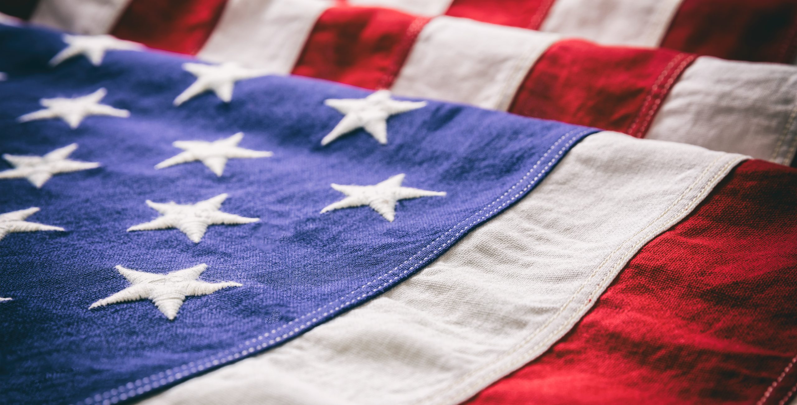 États-Unis pris au piège : crise démocratique et défiance totale
