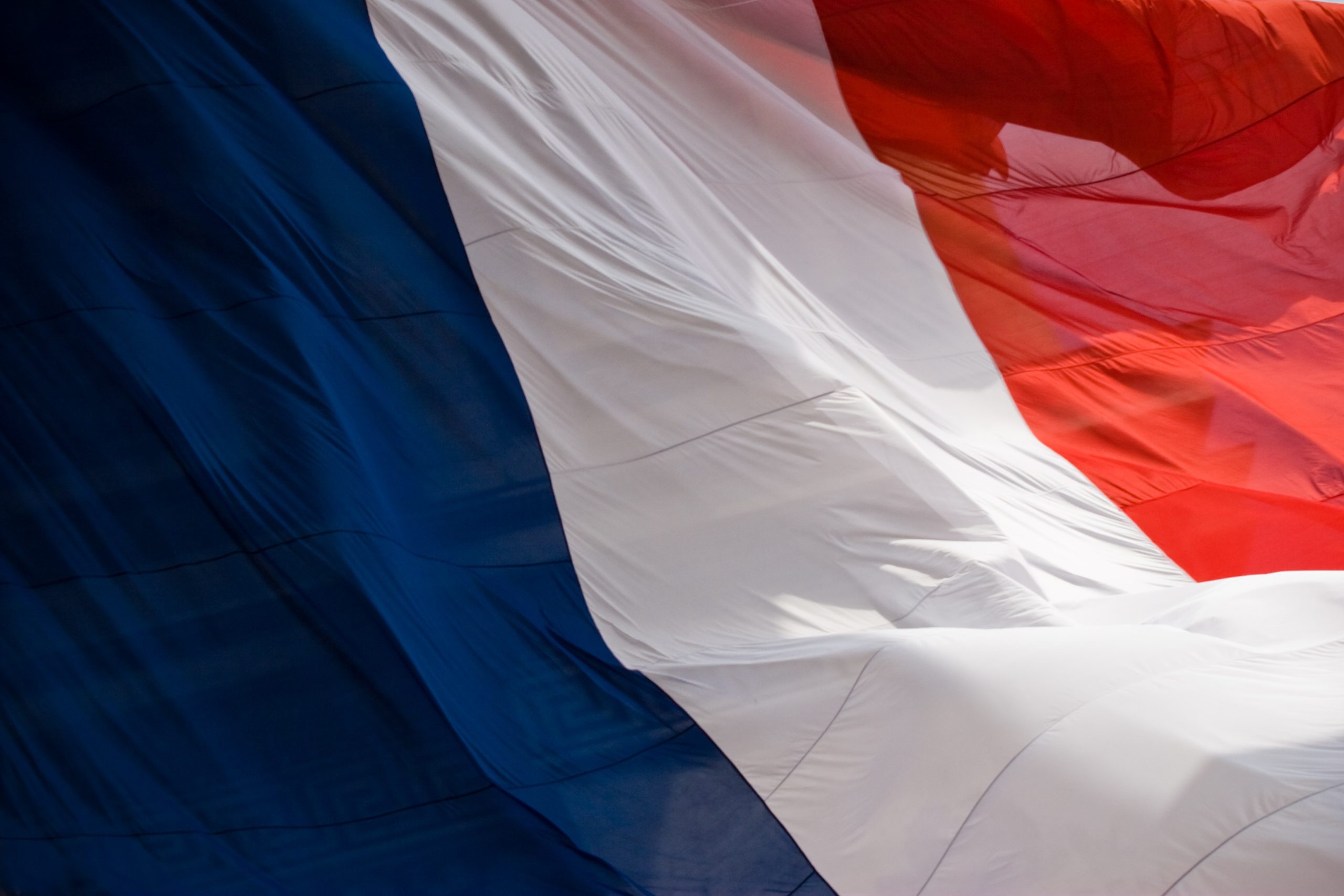 Mécaniques de survie : la France face à son miroir