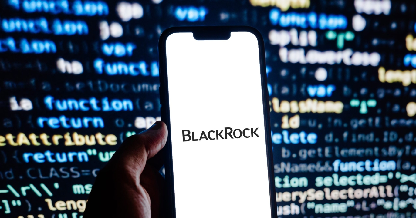 Oubliez Elon Musk, oubliez Jeff Bezos, Bill Gates : voici l’homme qui tient la planète en main