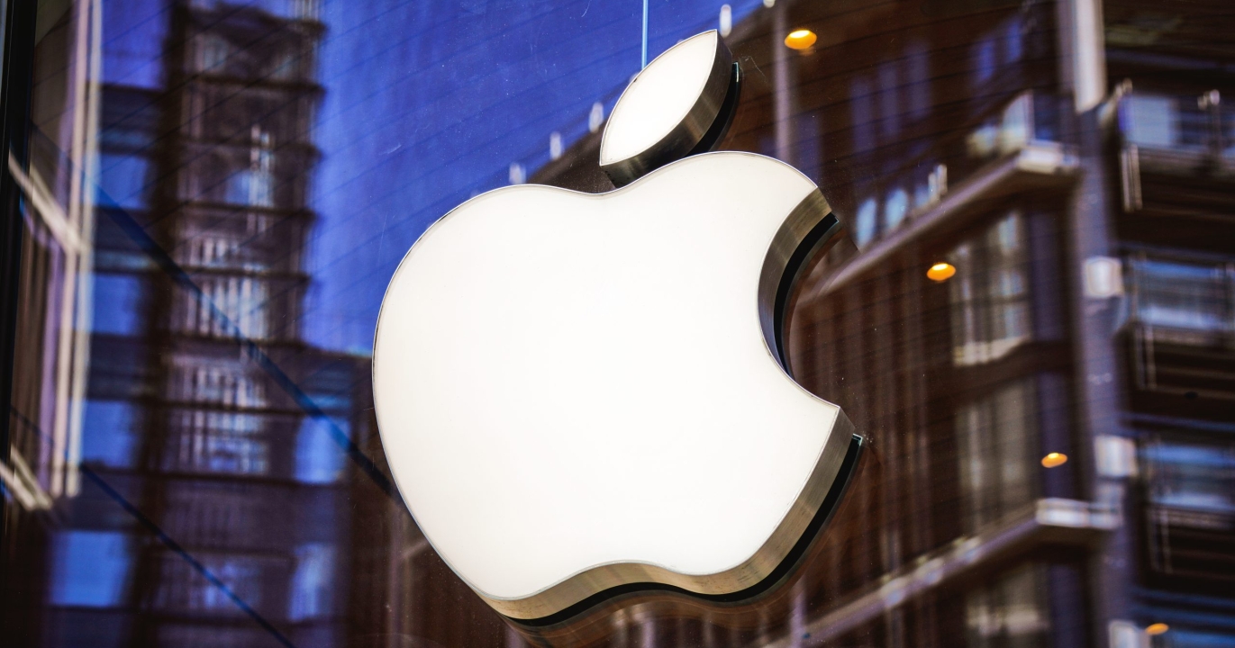 Apple sous pression : 100 milliards de dollars supplémentaires pour amadouer Trump et échapper aux tarifs chinois