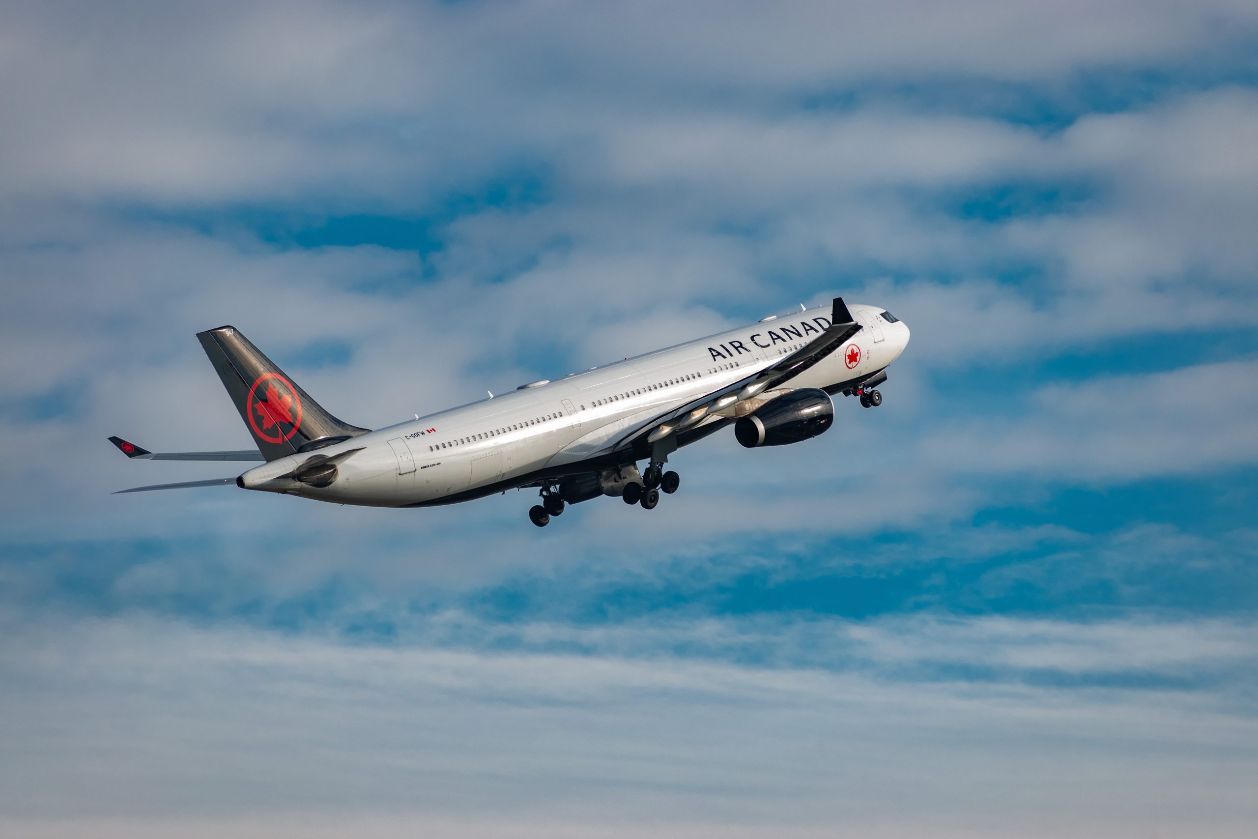 Décryptage : les racines explosives de la grève chez Air Canada