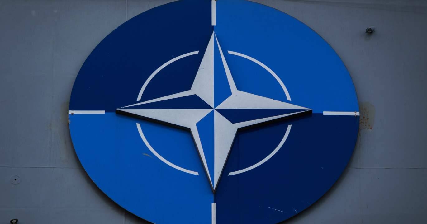 Diplomatie sous pression: parler pendant que ça tombe