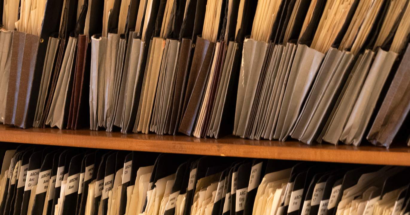 Section 3 : Le DOJ, les survivantes et la bataille de la transparence