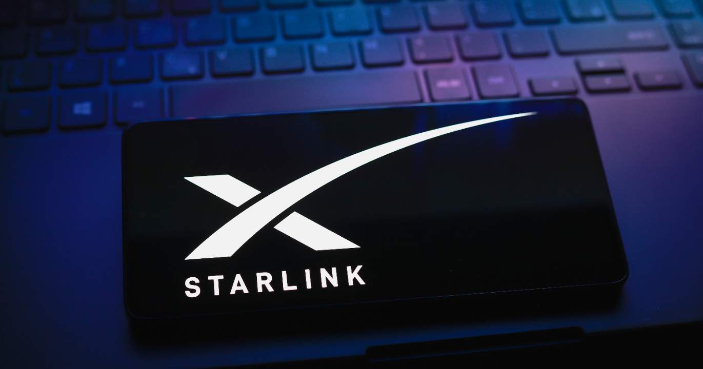 ÉDITORIAL : Starlink vs drones russes — la victoire fragile de l’Ukraine et le spectre du plan B de Moscou