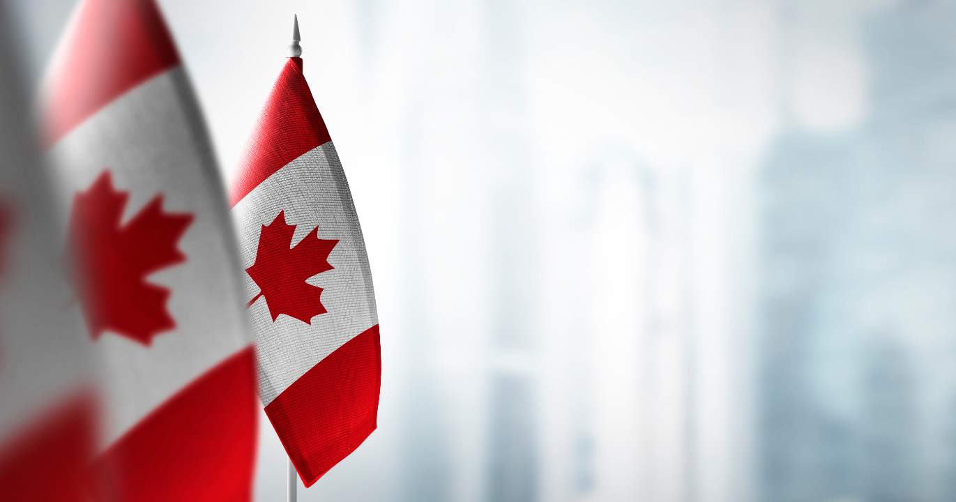 Les enjeux intérieurs : convaincre les Canadiens