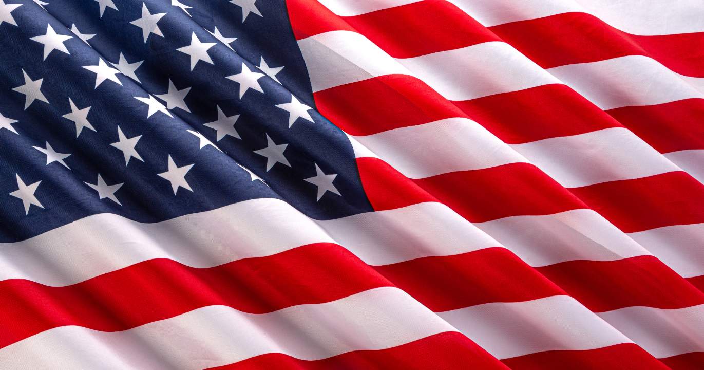 ANALYSE : Le Pentagone allume son laser — et révèle que le ciel américain n&rsquo;est plus sûr