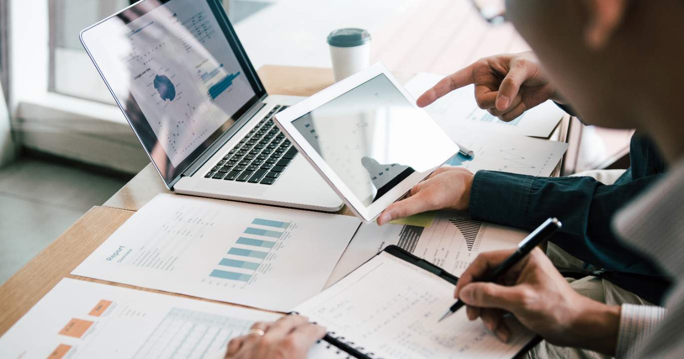 Clooney est acteur, Carney doit gouverner