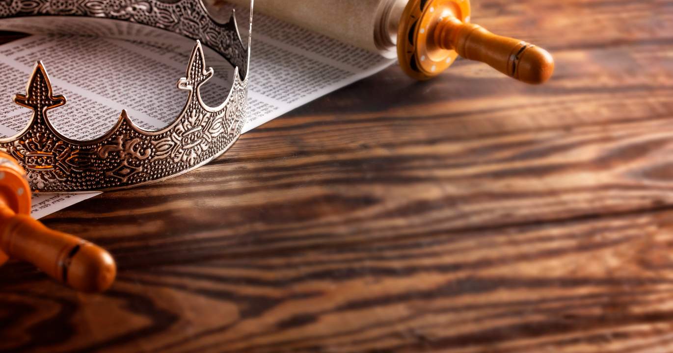 Keir Starmer se cache derrière le roi