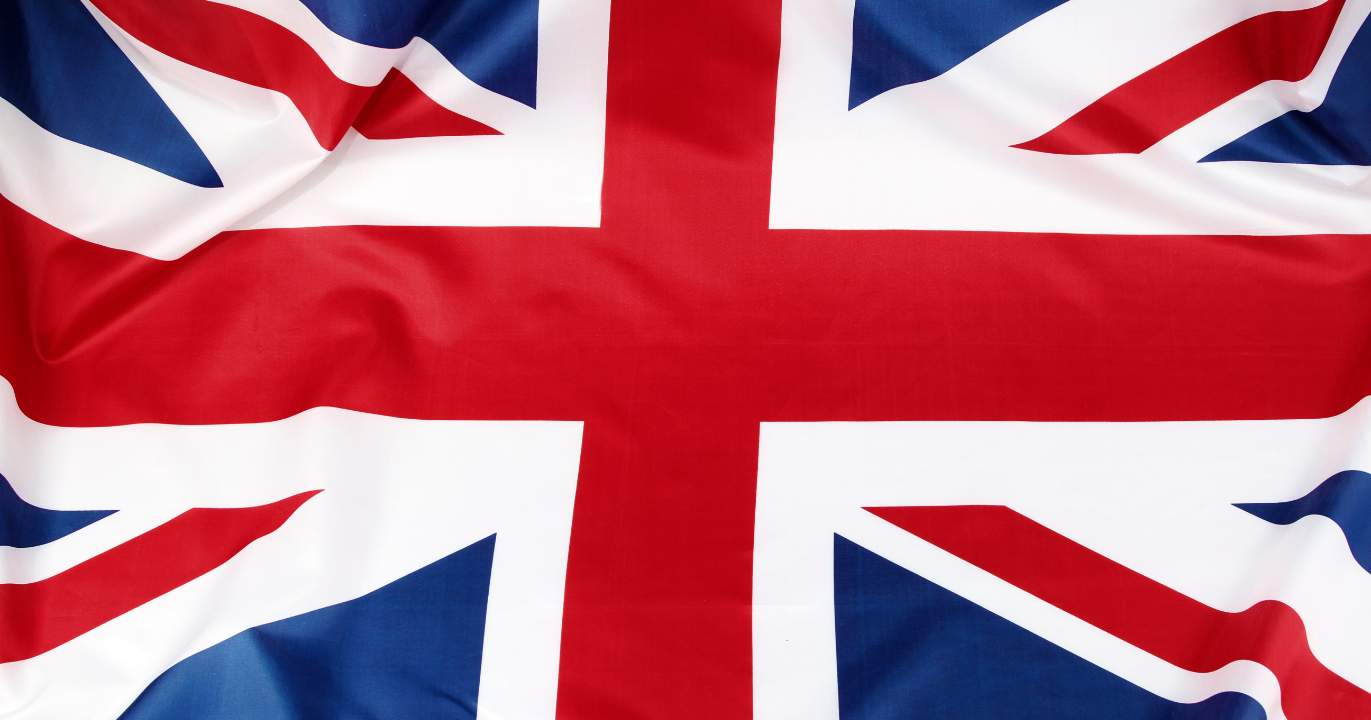 Conclusion : Volodymyr regarde encore son téléphone